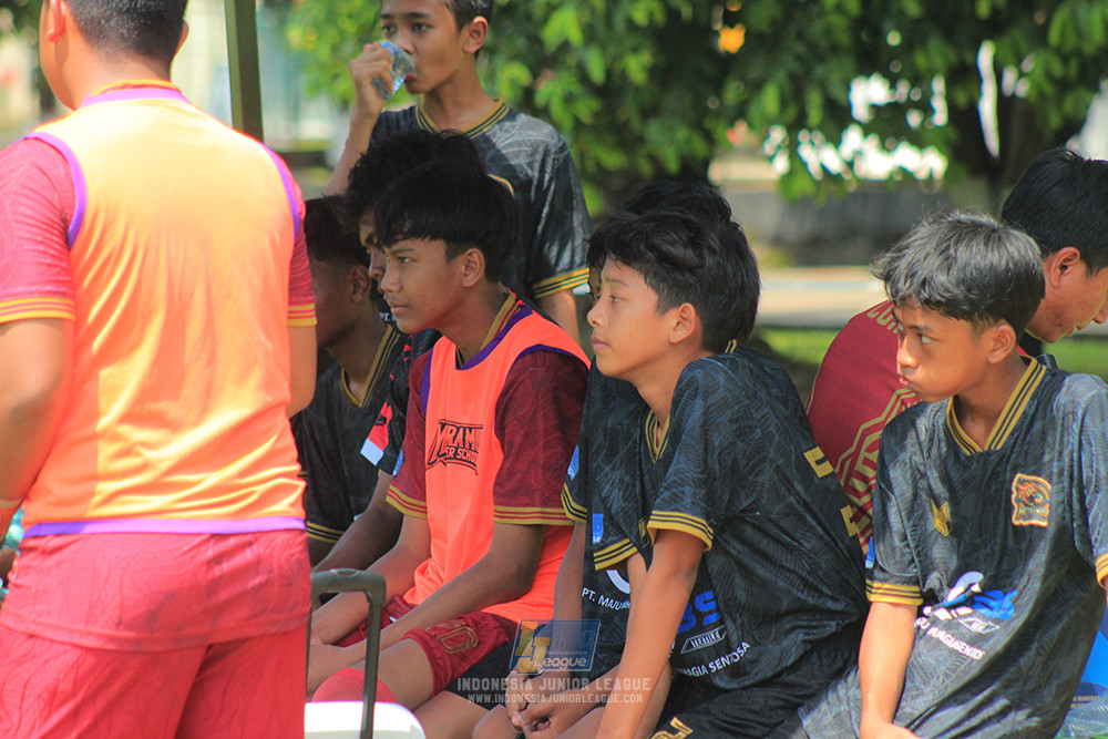 ijl u14 221125 satharlan fc vs metra muda soccer school