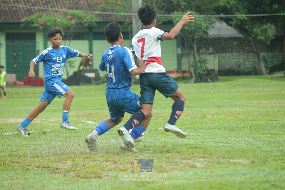 ijl u14 251025 binna banua fc vs wins soccer school