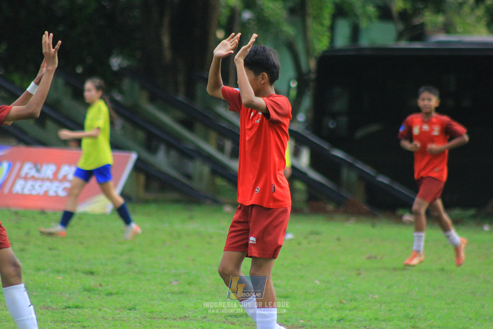 ijl u14 251025 brazillian soccer school serpong vs satharlan fc