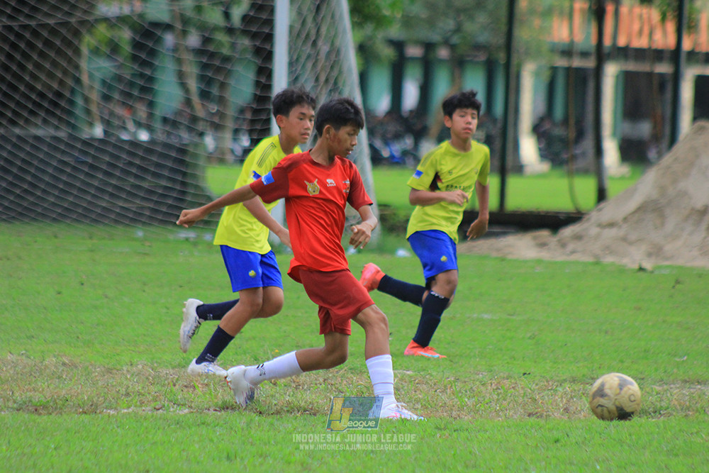 ijl u14 251025 brazillian soccer school serpong vs satharlan fc