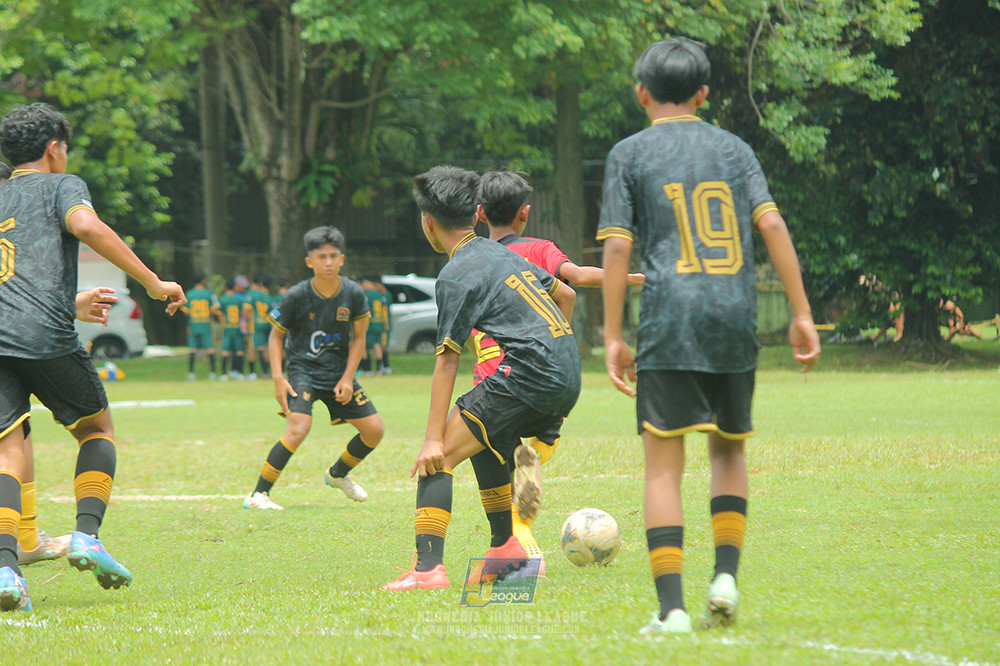 ijl u14 251025 metra muda soccer school vs gagak muda