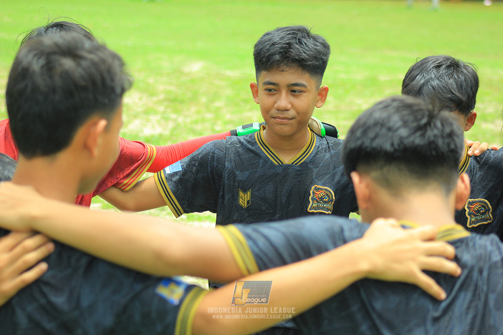 ijl u14 251025 metra muda soccer school vs gagak muda