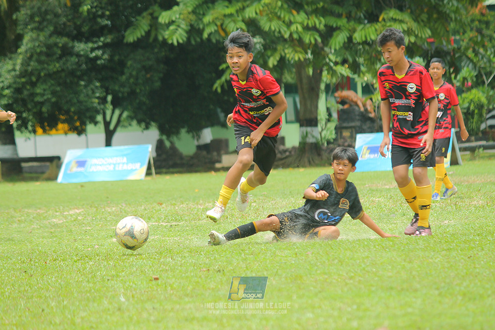 ijl u14 251025 metra muda soccer school vs gagak muda