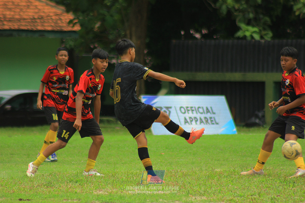 ijl u14 251025 metra muda soccer school vs gagak muda