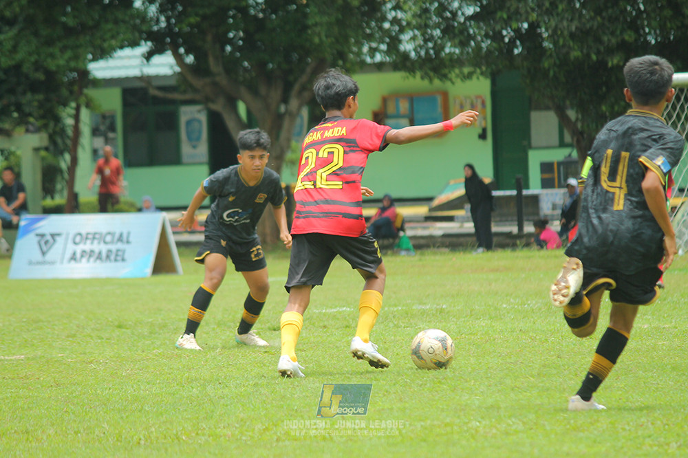 ijl u14 251025 metra muda soccer school vs gagak muda