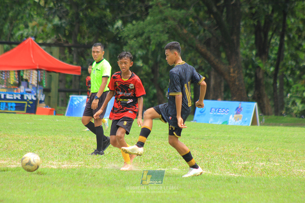 ijl u14 251025 metra muda soccer school vs gagak muda