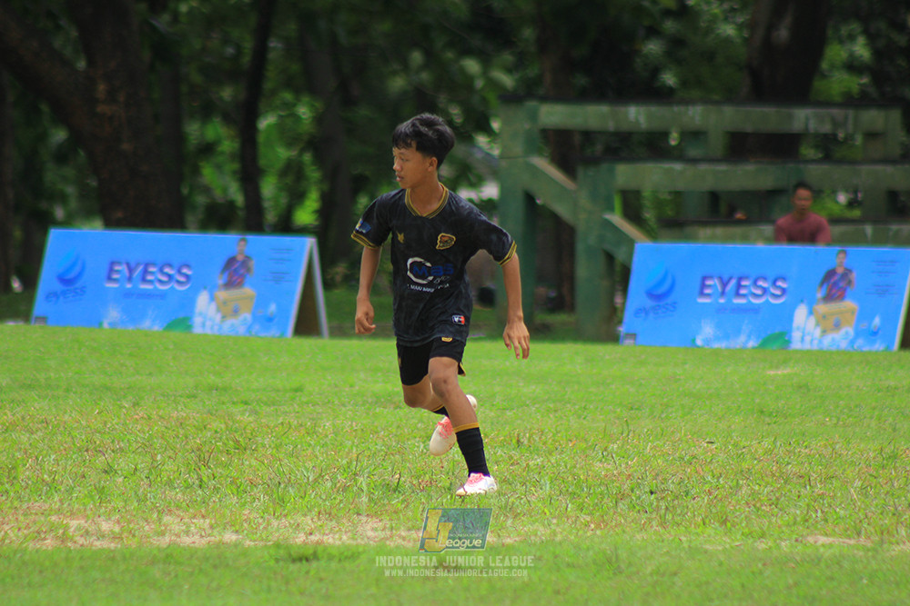 ijl u14 251025 metra muda soccer school vs gagak muda