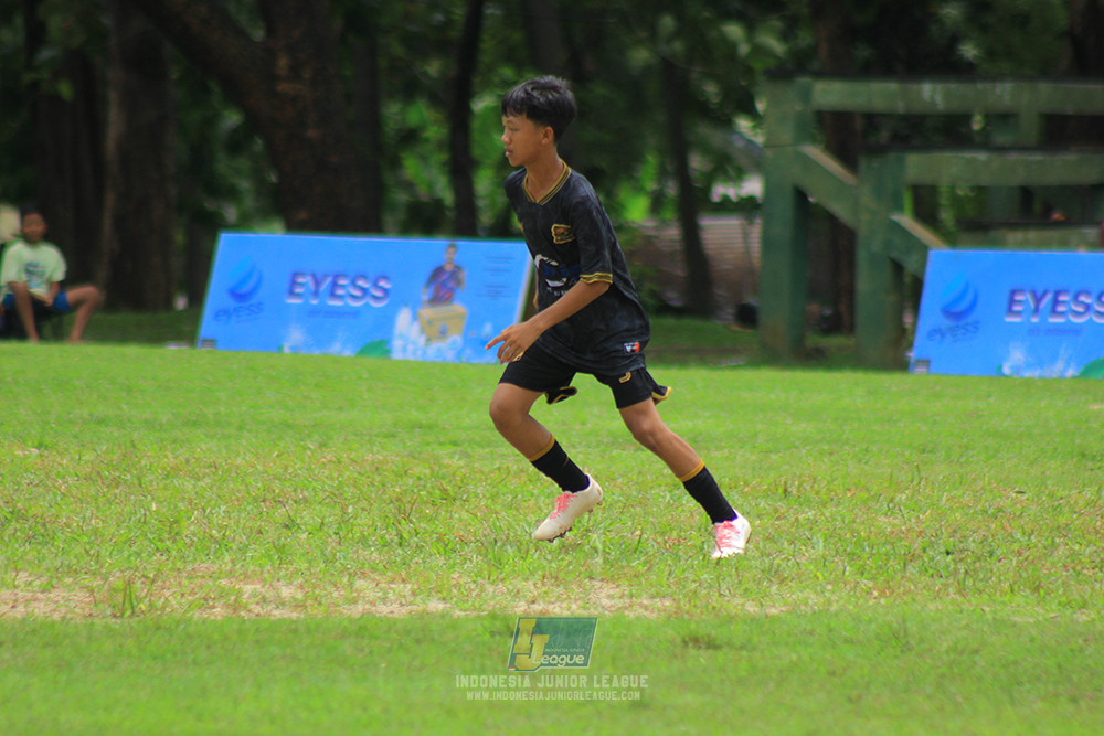 ijl u14 251025 metra muda soccer school vs gagak muda