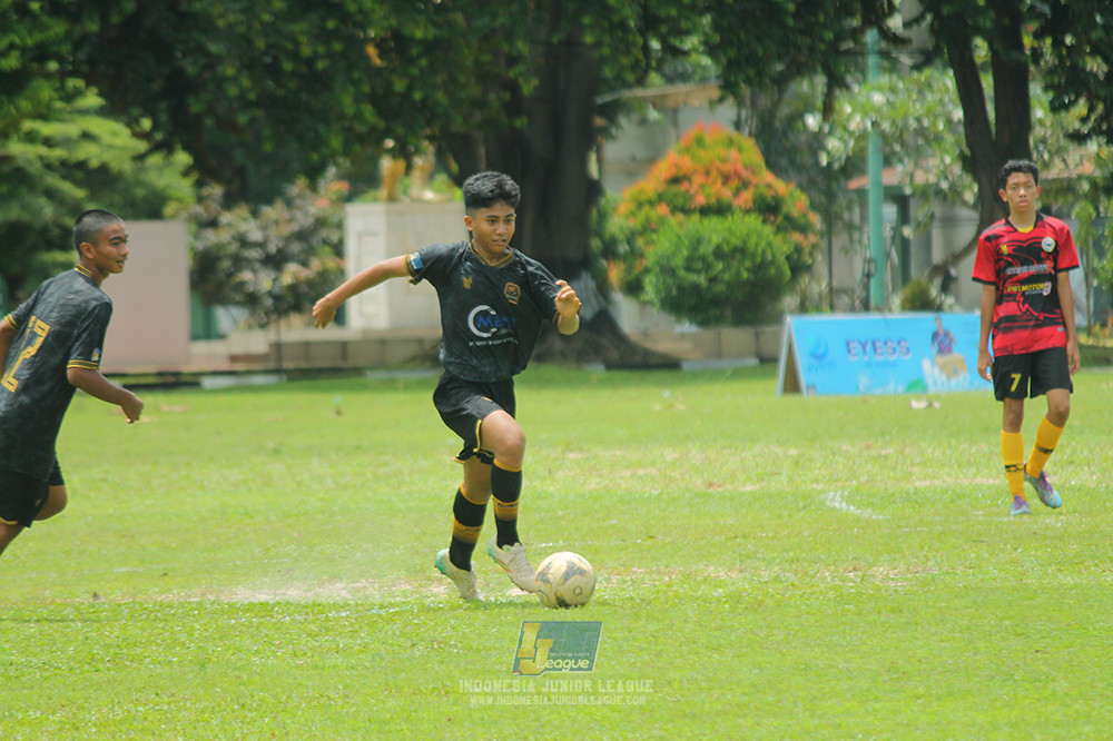 ijl u14 251025 metra muda soccer school vs gagak muda