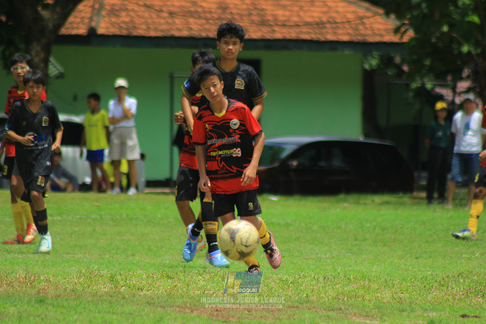 ijl u14 251025 metra muda soccer school vs gagak muda