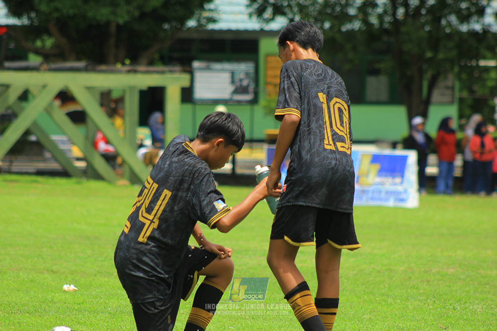 ijl u14 251025 metra muda soccer school vs gagak muda