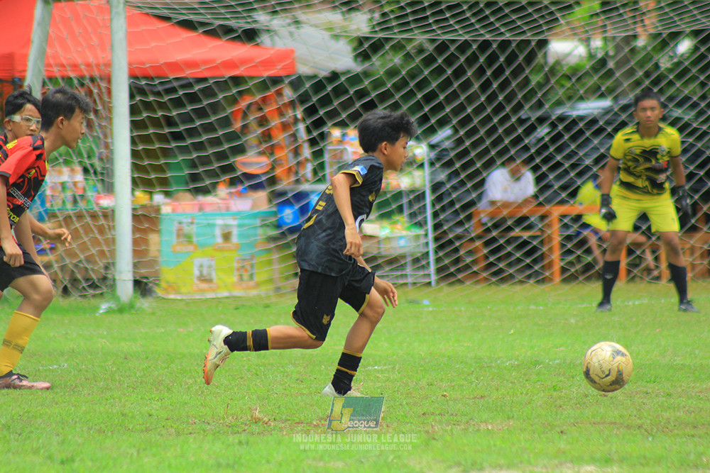 ijl u14 251025 metra muda soccer school vs gagak muda
