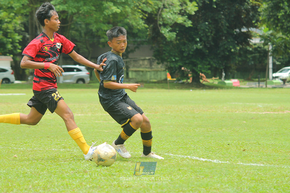 ijl u14 251025 metra muda soccer school vs gagak muda