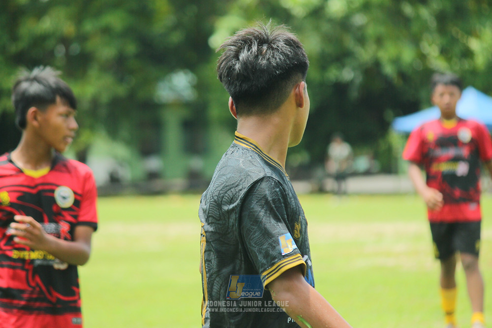 ijl u14 251025 metra muda soccer school vs gagak muda