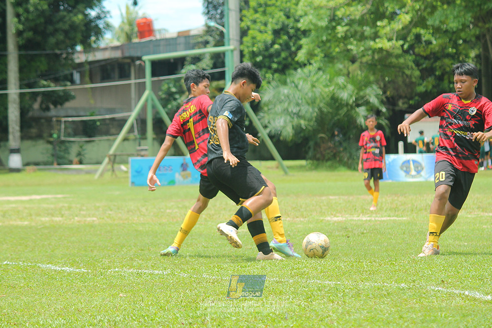 ijl u14 251025 metra muda soccer school vs gagak muda