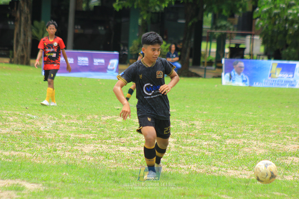 ijl u14 251025 metra muda soccer school vs gagak muda