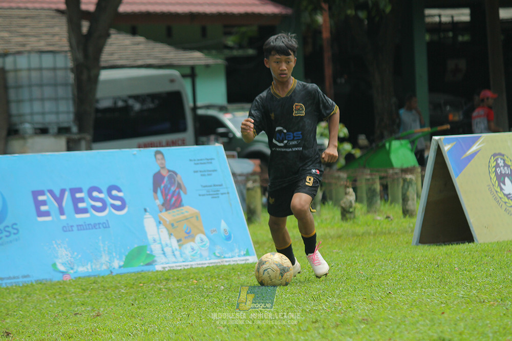 ijl u14 251025 metra muda soccer school vs gagak muda