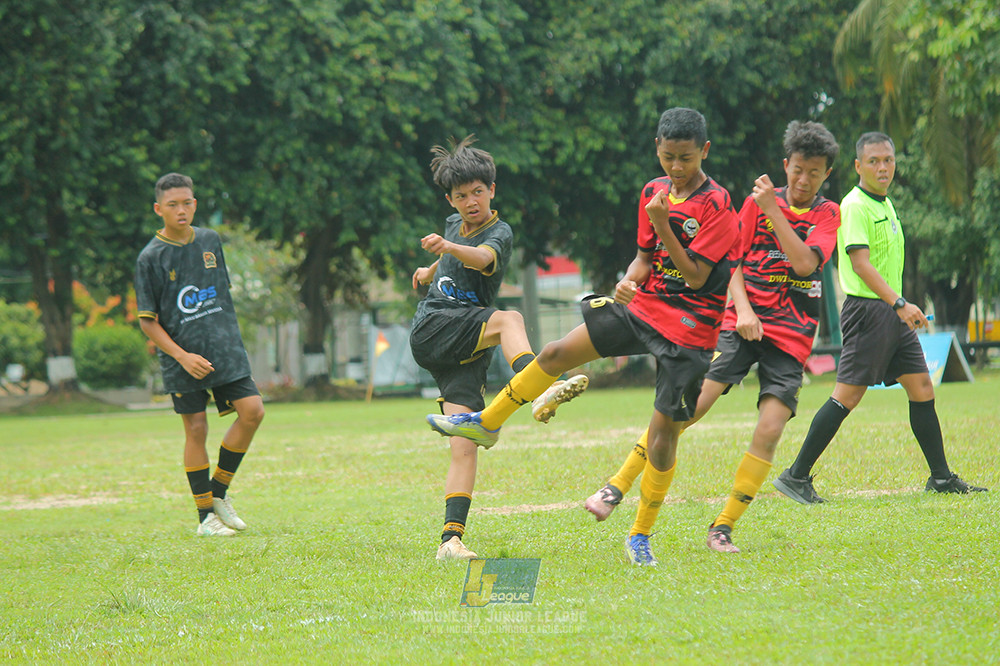 ijl u14 251025 metra muda soccer school vs gagak muda