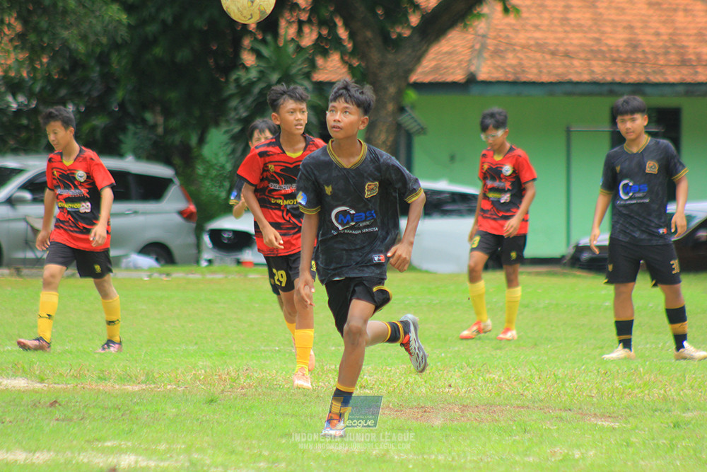 ijl u14 251025 metra muda soccer school vs gagak muda