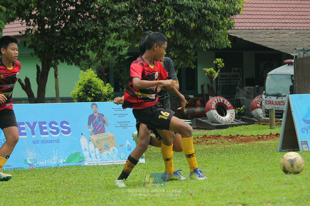 ijl u14 251025 metra muda soccer school vs gagak muda