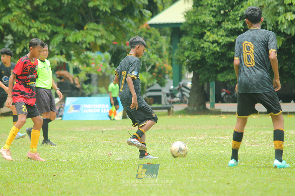 ijl u14 251025 metra muda soccer school vs gagak muda
