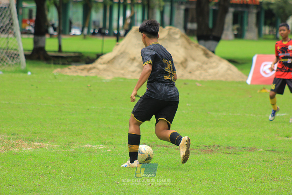 ijl u14 251025 metra muda soccer school vs gagak muda