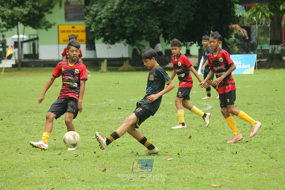 ijl u14 251025 metra muda soccer school vs gagak muda