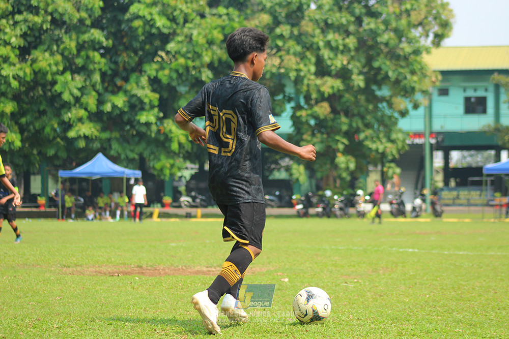 ijl u14 270925 metra muda soccer school vs stoni indonesia fc