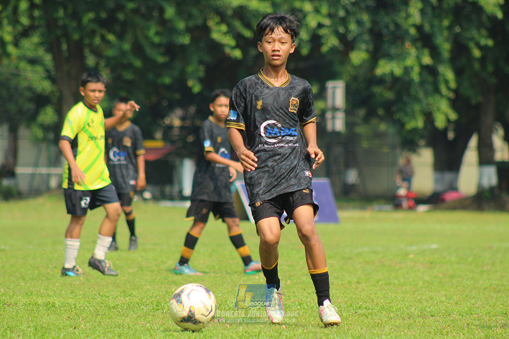 ijl u14 270925 metra muda soccer school vs stoni indonesia fc