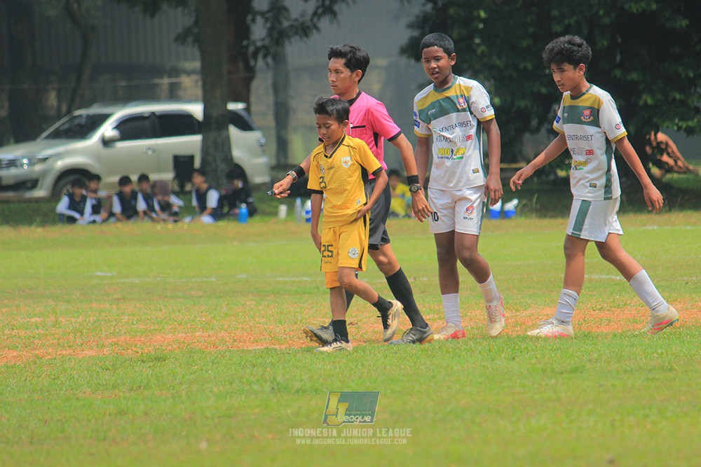 ijl u3 151125 el zeds vs pelita jaya soccer school