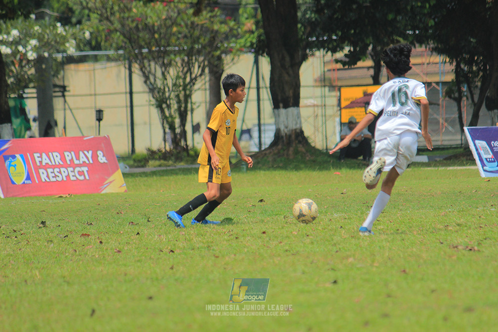 ijl u3 151125 el zeds vs pelita jaya soccer school