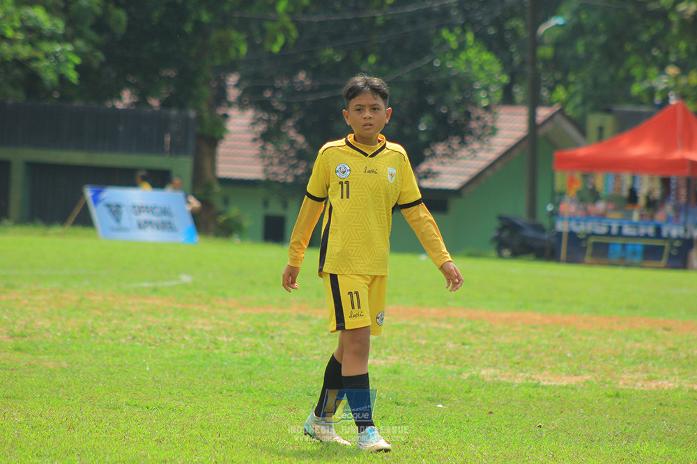 ijl u3 151125 el zeds vs pelita jaya soccer school