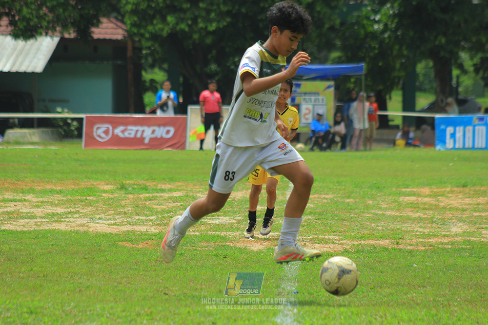 ijl u3 151125 el zeds vs pelita jaya soccer school