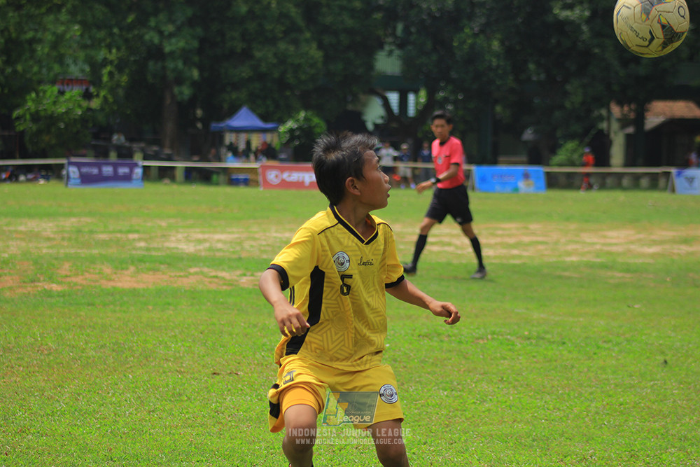 ijl u3 151125 el zeds vs pelita jaya soccer school