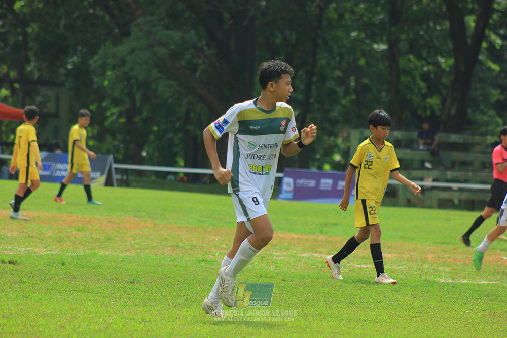 ijl u3 151125 el zeds vs pelita jaya soccer school