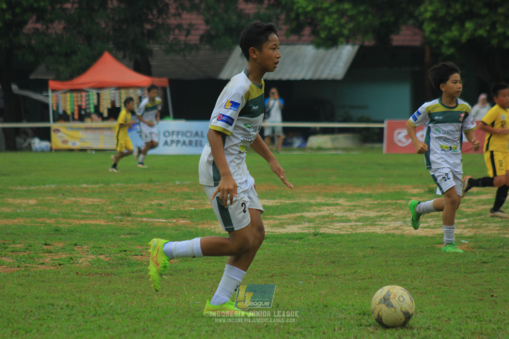 ijl u3 151125 el zeds vs pelita jaya soccer school