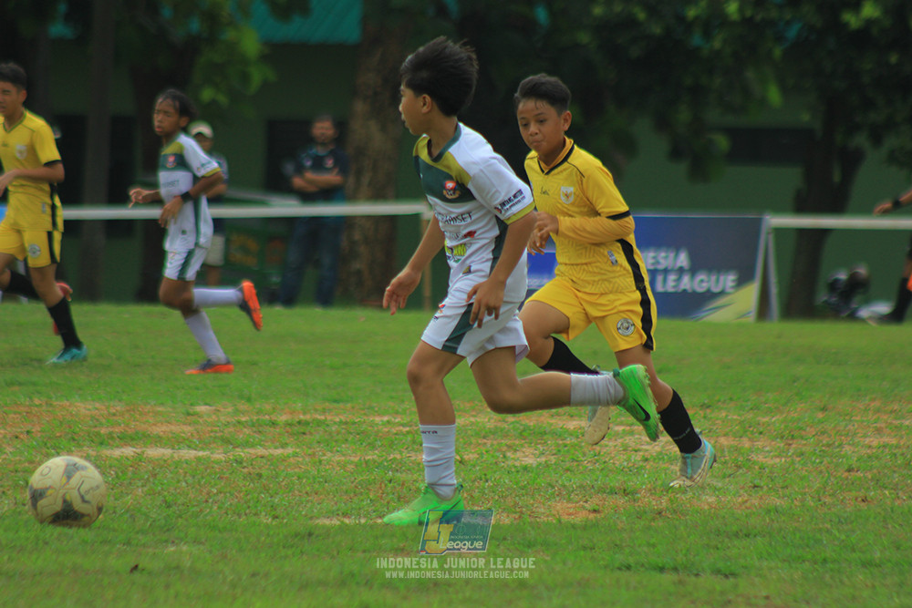 ijl u3 151125 el zeds vs pelita jaya soccer school
