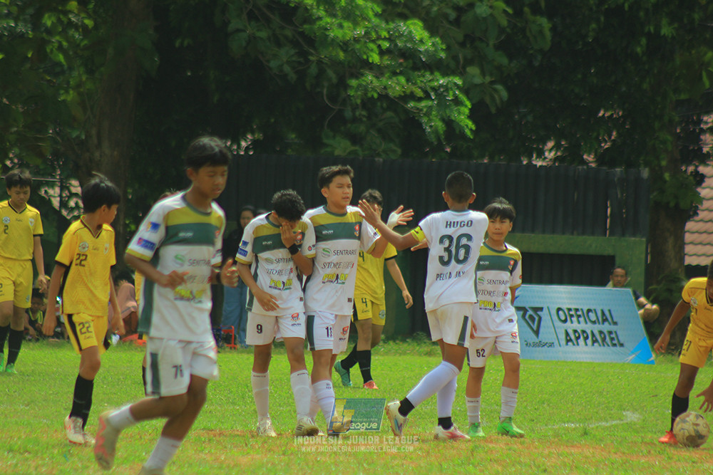 ijl u3 151125 el zeds vs pelita jaya soccer school