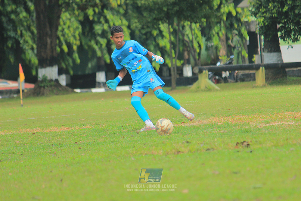 ijl u3 151125 el zeds vs pelita jaya soccer school
