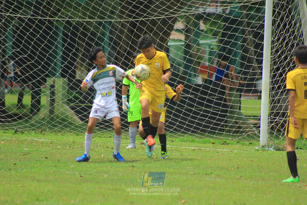 ijl u3 151125 el zeds vs pelita jaya soccer school