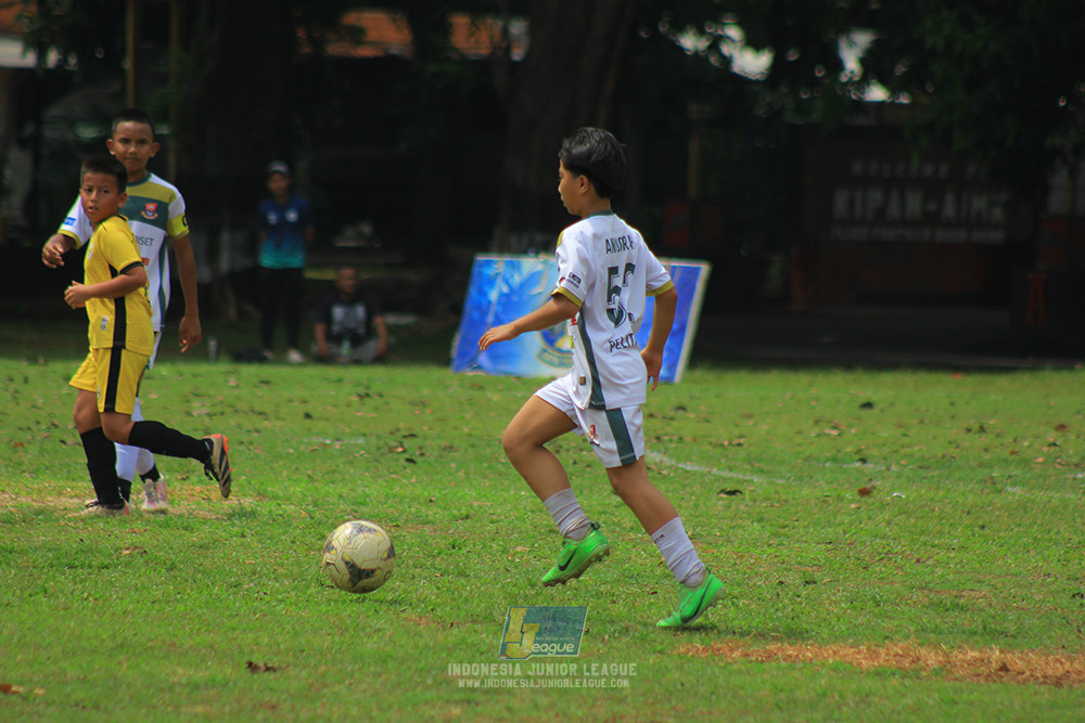 ijl u3 151125 el zeds vs pelita jaya soccer school