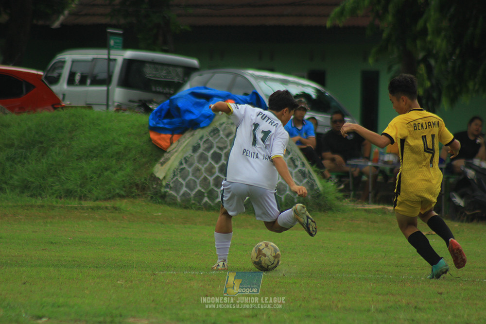 ijl u3 151125 el zeds vs pelita jaya soccer school