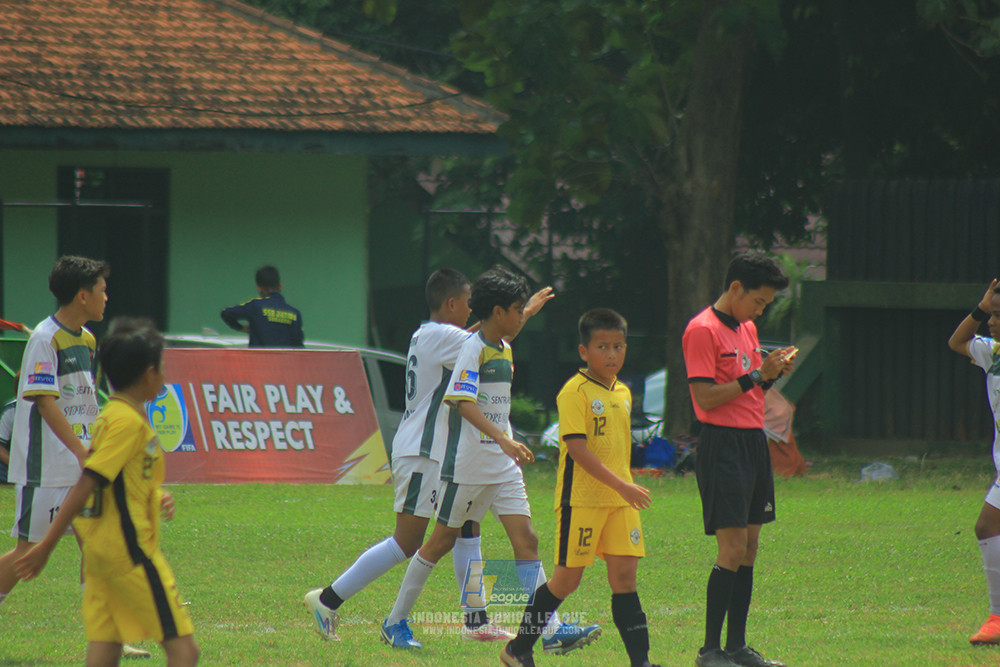 ijl u3 151125 el zeds vs pelita jaya soccer school
