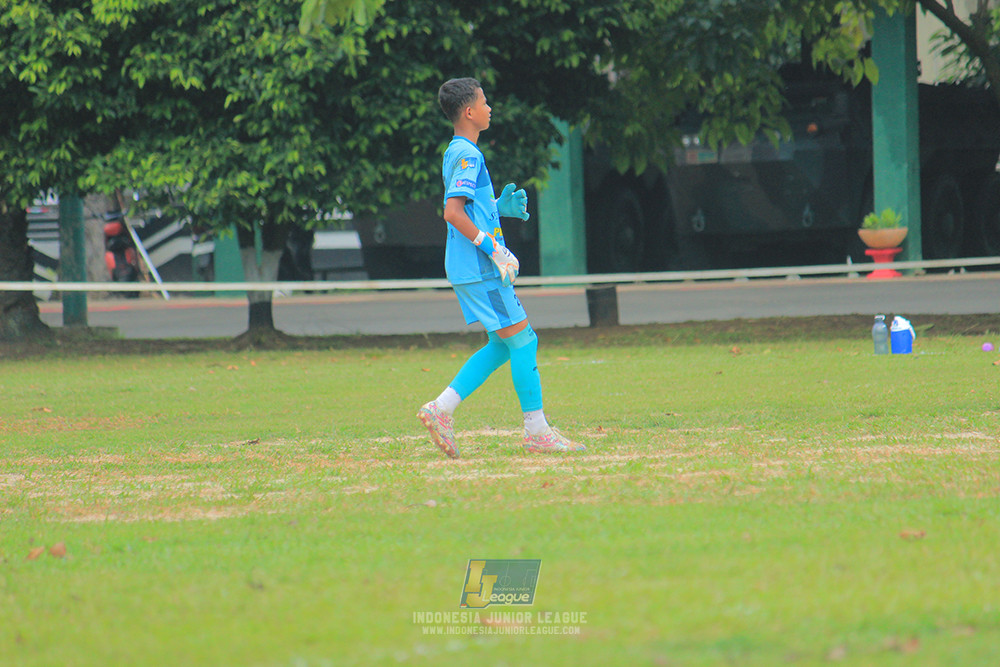 ijl u3 151125 el zeds vs pelita jaya soccer school