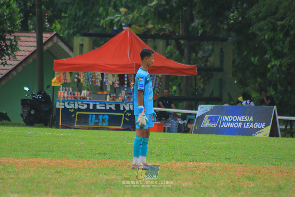 ijl u3 151125 el zeds vs pelita jaya soccer school