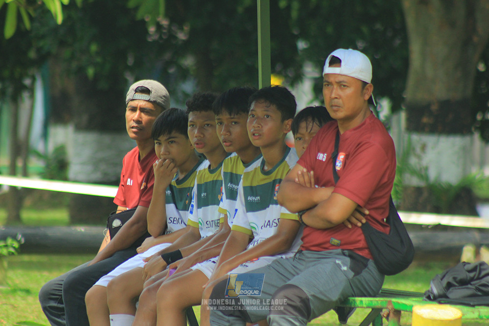 ijl u3 151125 el zeds vs pelita jaya soccer school