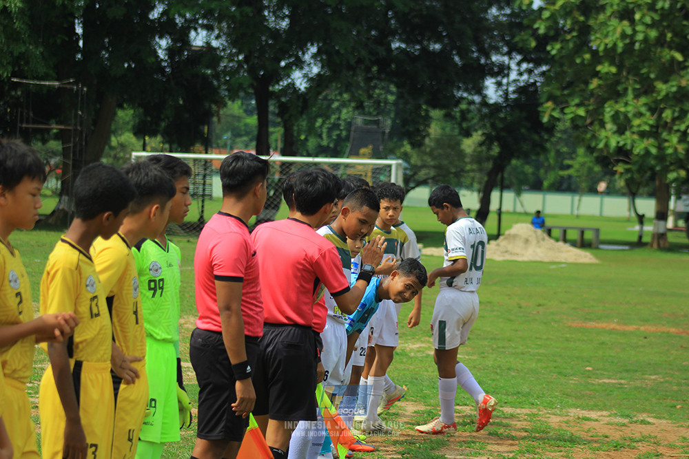 ijl u3 151125 el zeds vs pelita jaya soccer school