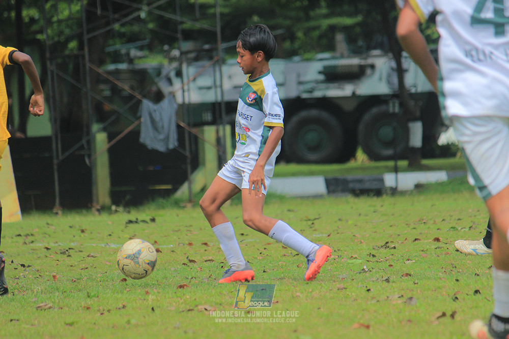 ijl u3 151125 el zeds vs pelita jaya soccer school