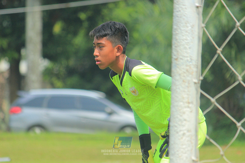 ijl u3 151125 el zeds vs pelita jaya soccer school