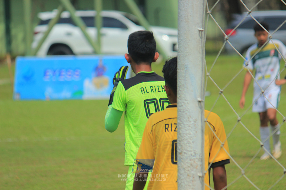 ijl u3 151125 el zeds vs pelita jaya soccer school